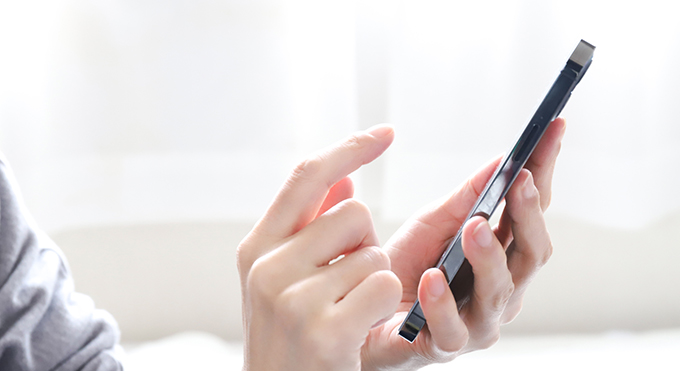 伐採・剪定ご依頼の流れ お電話・お問い合わせフォームよりご連絡