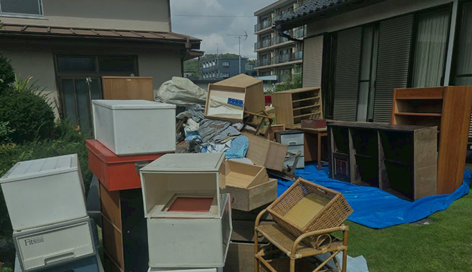 伐採屋・解決本舗の庭の片付け・不用品回収